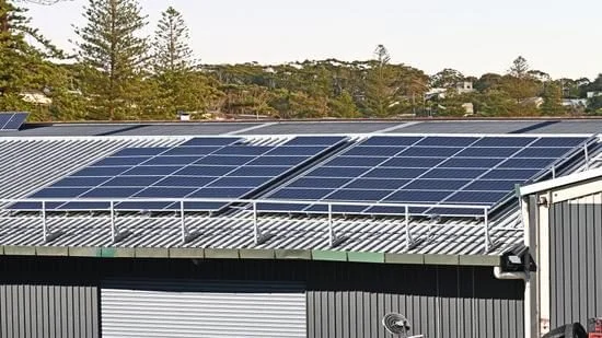 commercial-solar-panel-Installation-in-industrial-area